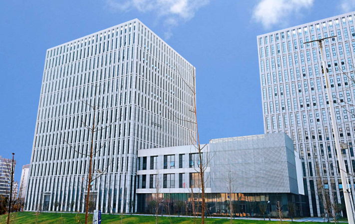 2024年跨境电商线上贸易市场趋势与多品类零售布局分析